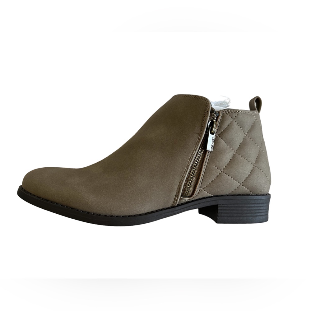 NWT Nine West Girls Suede Ankle  Boot, Taupe Color, Size Kid 6 - Picture 4 of 9